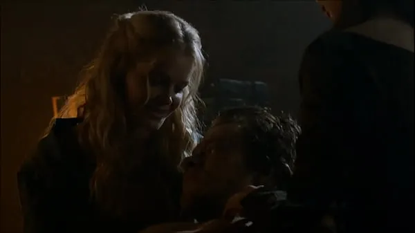 Μεγάλες Alfie Allen sex & castration in Games of Thrones S03E07 ισχυρές ταινίες