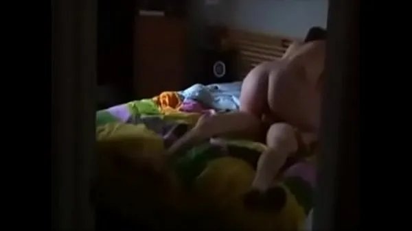 Film di grande Il figlio ha filmato suo padre mentre metteva il cazzo nella figa di sua madrepotenza