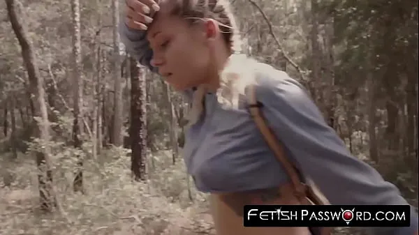Große In den Wäldern 18yo Marsha May dicked vor GesichtsPower-Filme
