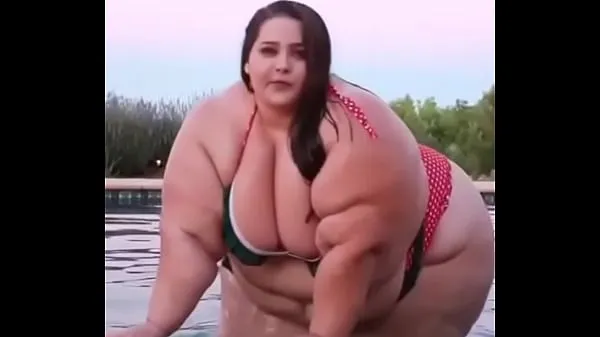 Films Belle grosse femme s'exhibe dans la piscine! BBW Tir Corno puissants