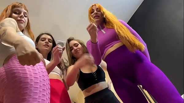 Film di grande Adora i mozziconi delle padrone e segui il loro JOI - Gruppo POV Ass Worship Femdompotenza