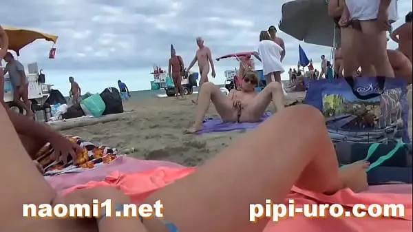 Μεγάλες girl masturbate on beach ισχυρές ταινίες